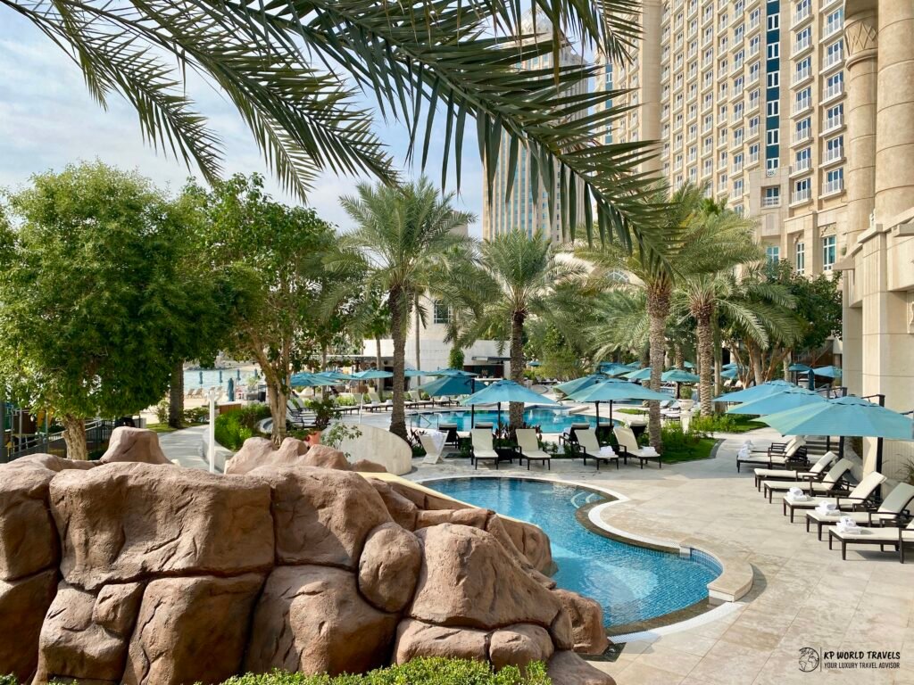Four Seasons Doha - Beach and Pool