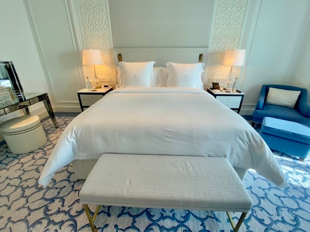Four Seasons preferred partner bedroom - doha