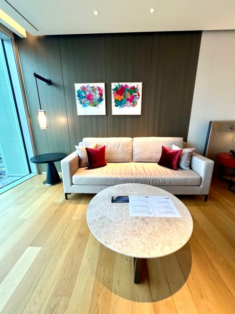 Grand Hyatt Jeju - King City View Room - Sofa