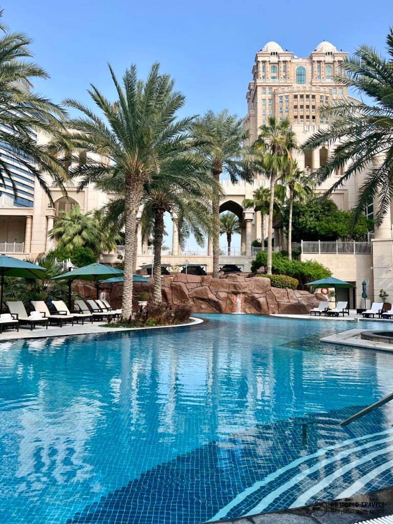 Four Seasons Doha - Beach and Pool