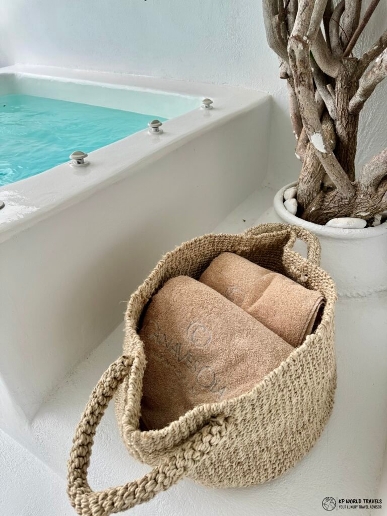 Canaves Ena Superior Suite