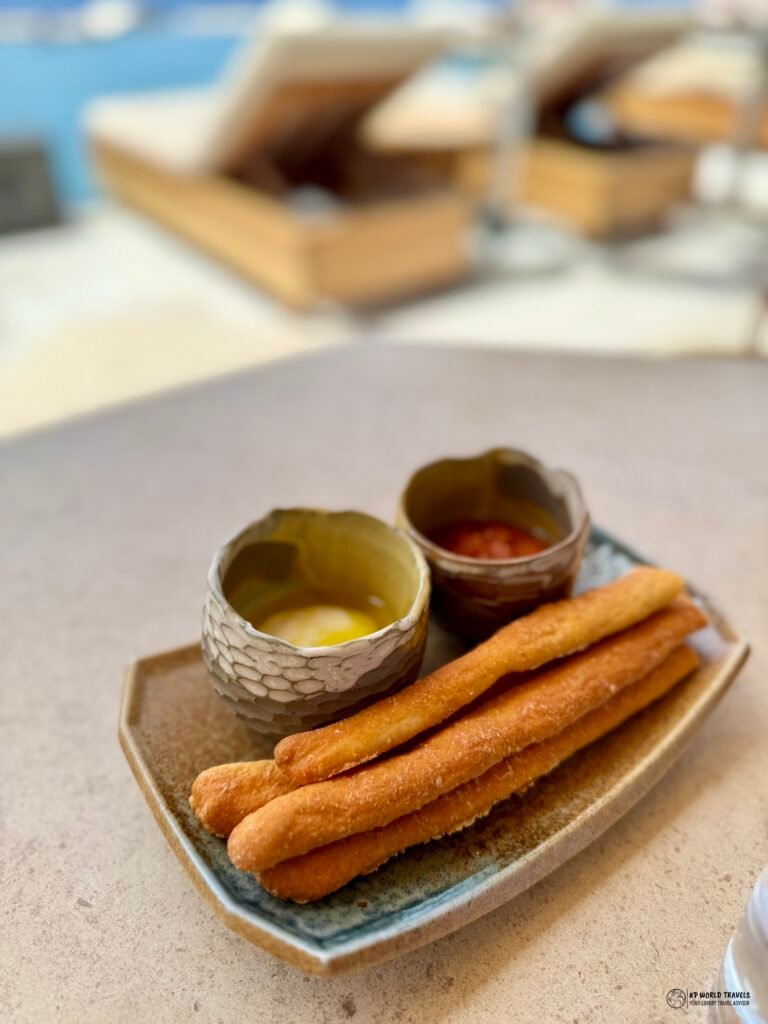 Canaves Epitome Omnia Restaurant