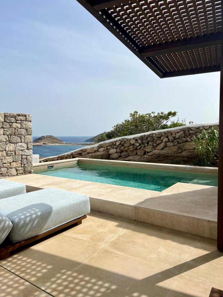 Cali Mykonos Deluxe Junior Suite Private Pool