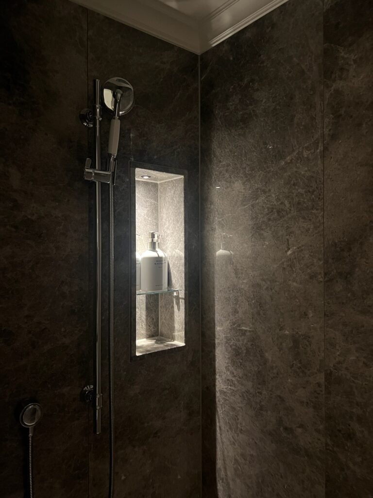 Rosewood Schloss Fuschl Bathroom