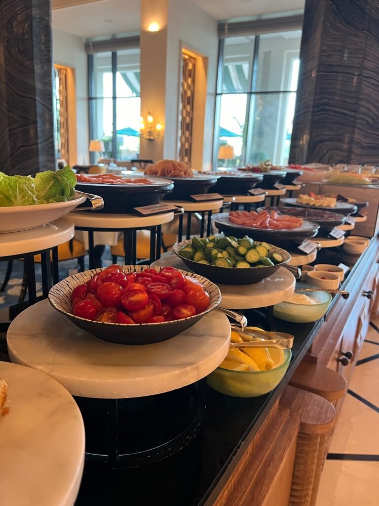 Four Seasons Dubai Jumeirah Breakfast