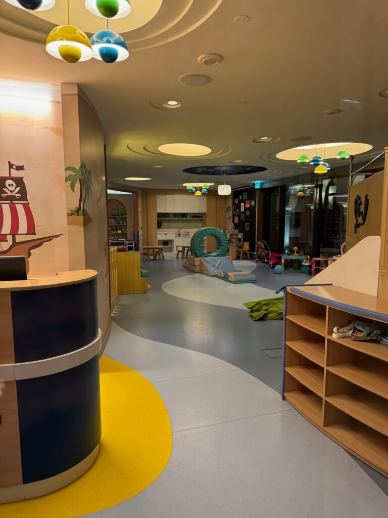 Four Seasons Dubai Jumeirah Kids Club