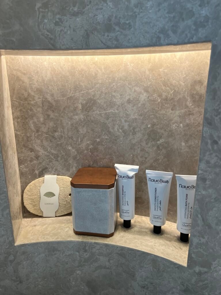 Mandarin Oriental Muscat Junior Suite Sea View Room Bathroom