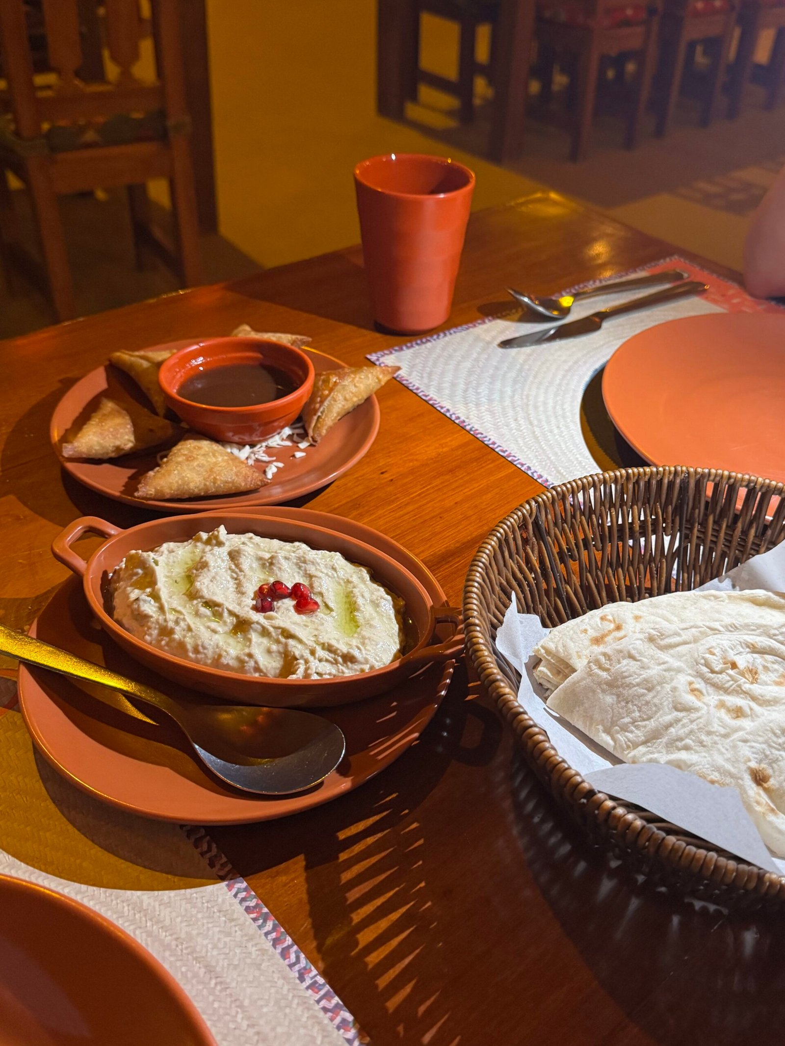 Things to do in Muscat - local omani food