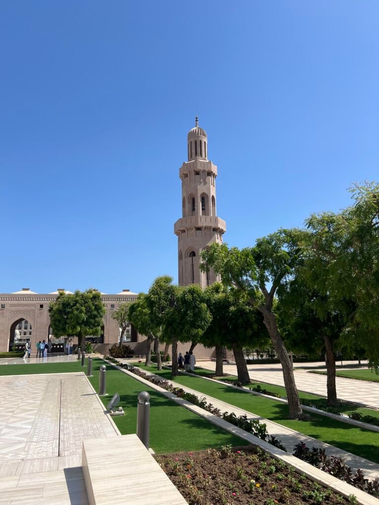 things to do in Muscat - grand mosque