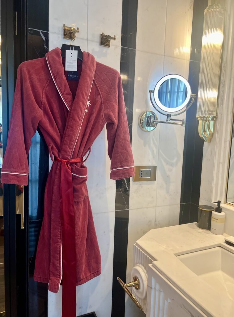 Capella Hanoi Junior Suite Bathroom