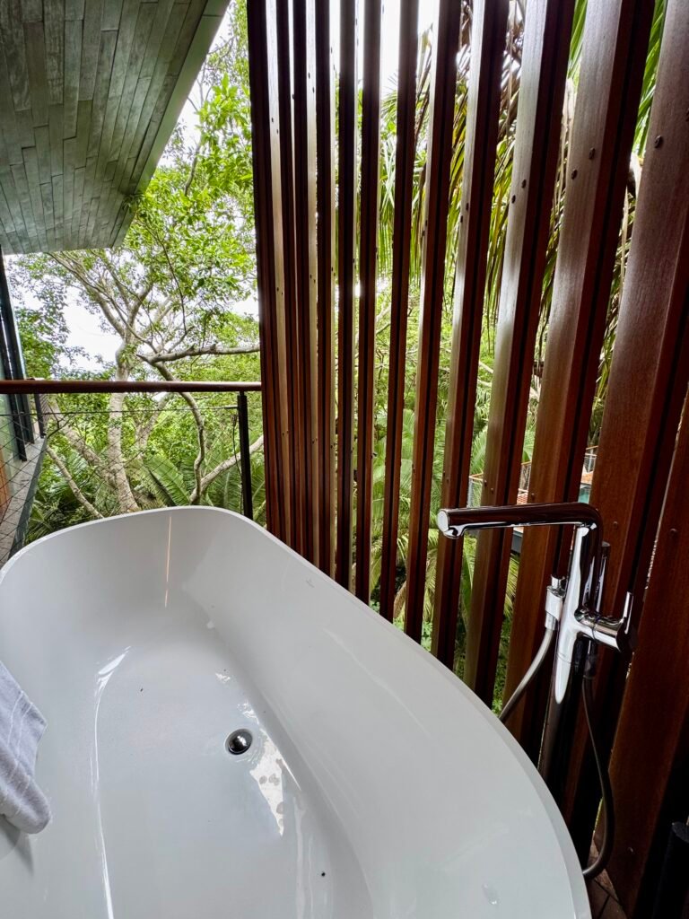 One&Only Mandarina - Ocean Treehouse Bathroom