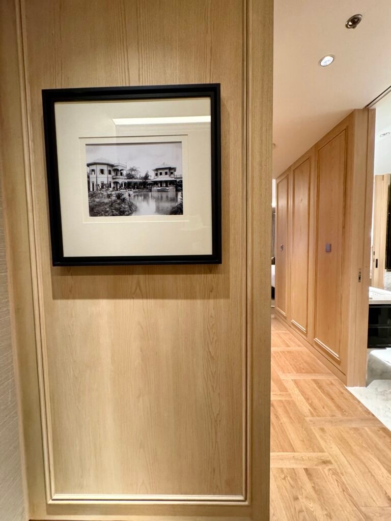 Ritz Carlton Bangkok - Deluxe Room