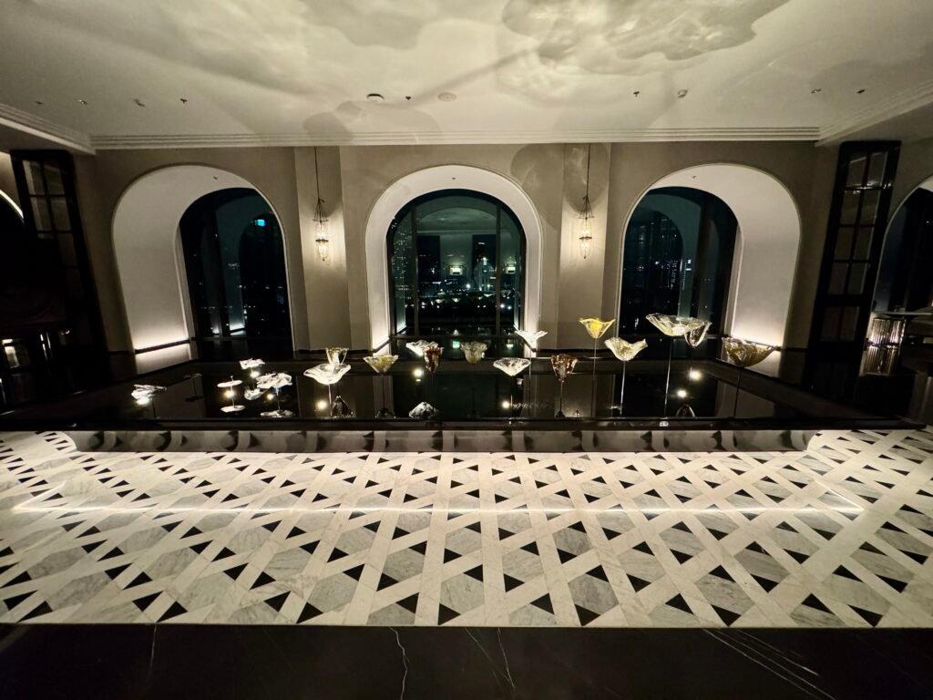 Ritz Carlton Bangkok - Entrance